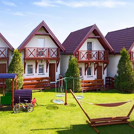 Two-story Homes With Terraces, Playground בית נופש מיילנו